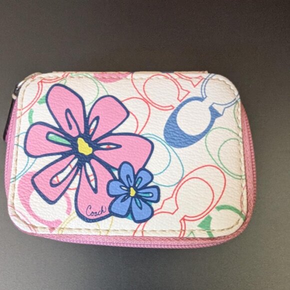COACH CHELSEA VINTAGE MULTICOLOR PRINT FLOWER PINK TRIM PILL CASE *RARE* - Picture 1 of 8